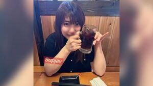 【#119初顔出し】初撮影！！十数年ぶりに会う幼馴染が爆乳Iカップになってたので、昔を思い出しながら、禁断の激エモmaking loveしたら中だししちゃいました FC2PPV 4410042