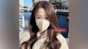 FC2PPV 4210439 【無修正】奇跡のマスク外す。就活中のクビレ美ボディが中年チンポ狙って誘惑してくる！でたれ美乳おっぱいでパイずりした。