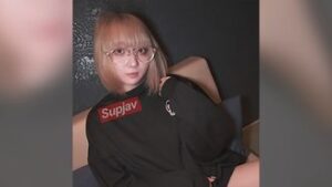 FC2PPV 4731301 [990pt until 12] [1st shot] 1/8 year old 1st year professional voice actor aspiring. I used Necafe to suppress my voice and secretly piston. She is excited by the tension and inseminates her tight shaved pussy.