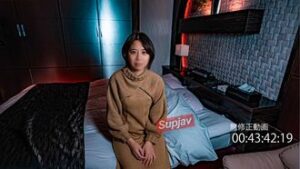 FC2PPV 4303144 Limited to 500 points until 2/20! [Infidelity/Hairy] When I caress my boyfuck buddy while telling him I feel guilty, my girlfuck buddy suddenly changes! She is panting like a beast. Raw cum inside.