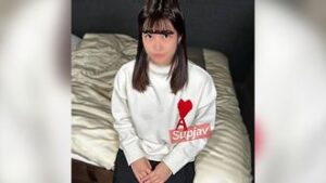 FC2PPV 4309856 [No] A plain girl who likes games, but is so perverted that she licks anus! ! Her voluptuous style was so erotic that she begged him to give her sperm, so he cum insided her at the end.