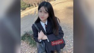 1st shooting/face appearance! ! Limited to 3 days! ! A serious and cute girl who is about to graduate and serves as a class representative at the school ◯◯ Ejaculates in her mouth and cums inside her! ! I thought it was pure for a long time, but I never expected it to be like this… FC2PPV 4303274