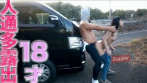 Miraculous revival! ! Rediscount from freezing! ! 18 years old, beautiful big tits! ! G sized tits, full face, 1st year university student, fair skin, silky skin! ! Hide in the shadow of the trunk room and do whatever you want! Standing back with full view of the train! ! Outdoor exposure, outdoor making love, cum inside [Yes] FC2PPV 4382138