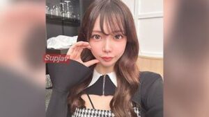 [Blowjob swallowing ♡] Pink pussy ♡ A completely invincible, strongest look Arina-chan comes again♪ Please come in a lot in my pussy ♡ at the end, Please come in and out ♡ FC2PPV 4701981