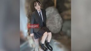 FC2PPV 4362890 Homely fair-skinned ponytail and graduation trip/Seifuku with cum inside yukata again…