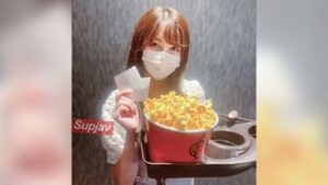 FC2PPV 4503128 *3 days only 1980pt!! [1st time, uncensored] An otaku 22-year-old university student with a cute smile who has been offered a job at Kyoto Ni. A difficult decision to repay the scholarship. I cum insided her twice as she moaned in a sweet voice even though she was confused by the video.