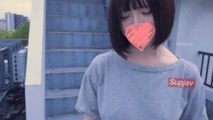 [Individual shooting + outdoor] Fluffy mentally irritation, school rooftop blowjob support 30,000 yen [4K image quality] FC2PPV 4676435