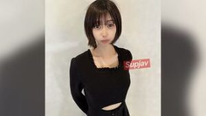 FC2PPV 4505851 A large amount of thoughts! [No] [Squirting/cum inside] I enjoyed humiliating play with a slender young girlfuck buddy who is beautiful but has a pale face and adulterous making love. *Bonus available