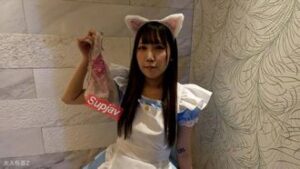 FC2PPV 4510482 Momo (21) I tortured the shaved pussy of a beautiful con cafe clerk with an electric massager and a sucker and made her cum to the limit and cum insided her