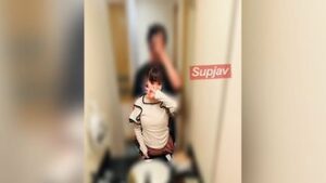 FC2PPV 4528532 Continuous making love with girlfuck buddy with amazing food