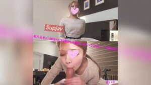 [Uncensored] Even though she is a very popular Roppongi hostess, she is a half-breed beauty who is flirting with old men during the day!! Hostess: Mai (19 years old) FC2PPV 4542361