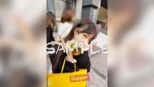 [Facial samples now available] Completely exclusive shooting of the “18-year-old who won the Miss 〇〇 Grand Prix and her 1st solo cover” who will start her entertainment career in 2025. “4K complete version” released for a limited time. *Ends as soon as it runs out [Yes] FC2PPV 4554474