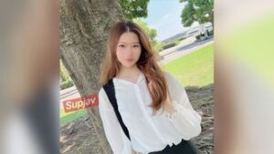 FC2PPV 4579595 1st shooting/face appearance! Limited to 3 days! A beauty stylist who exposes her bare legs from a miniskirt! ! When you stimulate her slender body which is too sensitive, she blows all over it and makes the bed wet and cums twice in a row! !