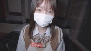 [Genuine unedited beauty] Retired in April 2024 Appeared as a miracle 18-year-old from the entertainment industry. A total of over 90 minutes of rare footage shot in 4K high quality, including raw cum inside. *Facial sample available [Yes] FC2PPV 4582189