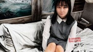 FC2PPV 4577990 980pt until 12/31 [Rare] A woman who has serious eyes and is not erotic.　※More visible uncensored.