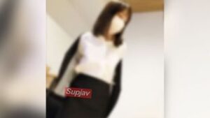 *60% OFF until 12/27 * [Face showing] [cum inside] 2nd day on a business trip with a new employee who made a mistake at work. I was able to train her in a good way by begging for cum inside. FC2PPV 4593355