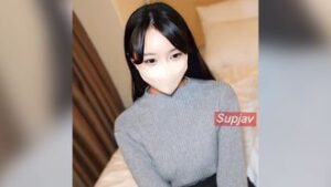 “Special price for now only” A woman who is withdrawing because she is afraid of crowds told me that she is lonely and would rather be alone than talking in a crowd, so I cum inside her and she says that she really wanted me to do it! An excruciating 80-minute story about a lonely woman who is shy and nervous! FC2PPV 4602994