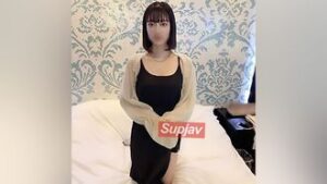 FC2PPV 4151780 [Top Secret] A famous model who attends Keio University and has 49,000 SNS followers. Would you like to spend a sacred night with a super slender and intelligent beauty? Isn’t it good to be lonely? [Christmas limited price]