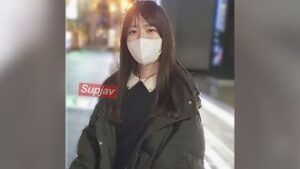 FC2PPV 4618579 A sensitive girl who has taken off her uniform and her remote vibrator is hidden inside her panties, making her cum over and over again and white sperm is poured deep into her uterus