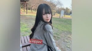 FC2PPV 4112104 1st shooting/face appearance! Limited to 3 days! “I’m already an adult!” An angel-like woman at an age who wants to stretch out a little bit ◯ High school student! ! There’s still nothing but innocence left… but it’s seriously too amazing…