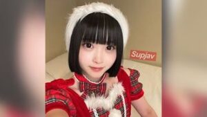 FC2PPV 4673769 かわいすぎるゆなちゃんにクリスマスコスプレしてもらいました