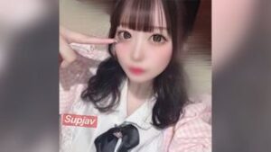 [Legendary] 19-year-old Aya-chan. A gross, hard, creepy old man’s dick is thrust into a massive explosion. A massive cum inside in pink pussy with a gentle, perfect look FC2PPV 4637845