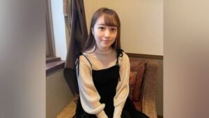 FC2PPV-4057628 Mirai-chan, I was so embarrassed because I could see her all over there!