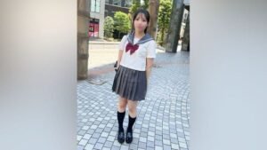 FC2PPV-4006080 ★Munimuni “F breasts” big boobs**●Raw★Ricchan 18 years old★I ejaculated into a fresh pussy of the same age as my daughter