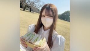 FC2PPV-3695183 A sharp and cute young lady who spent her days immersed in studying in her high school days…Ecup bristle girl I thought college students were innocent and naive, b