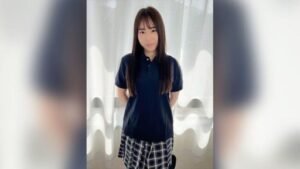FC2PPV-4306363 ★Mating with an old man★Hana (18), a fair-skinned beautiful woman with a big butt★She became a female after her pussy was penetrated so much by the pervert old man’s