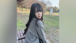 FC2PPV-4112104 An angel-like woman of an age who wants to stretch a little bit, she’s a high school student!