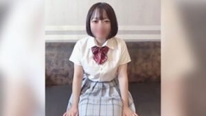 FC2PPV-4636513 Shizuku-chan is a simple, hidden beauty with natural pubic hair and big breasts. She has sex twice in a row without a break. She gets creampied by a man who is more